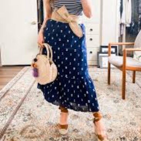 NWT Loft Clip Dot Tiered Maxi Skirt💠💠💠 - Picture 6 of 8